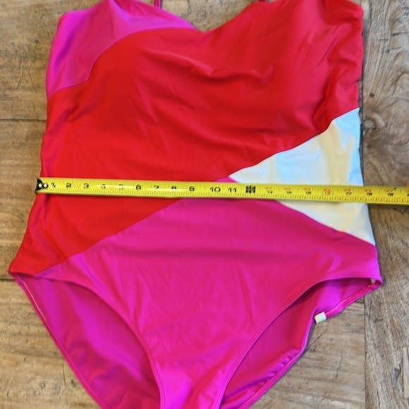 Summersalt The Marina One-Piece in Multi Colorblock Red Pink White SZ 22 - Picture 13 of 13